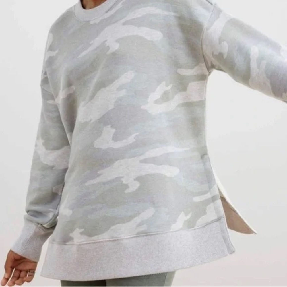 Aerie camo sweatshirt